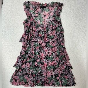 Express Ruffled Tank Size M